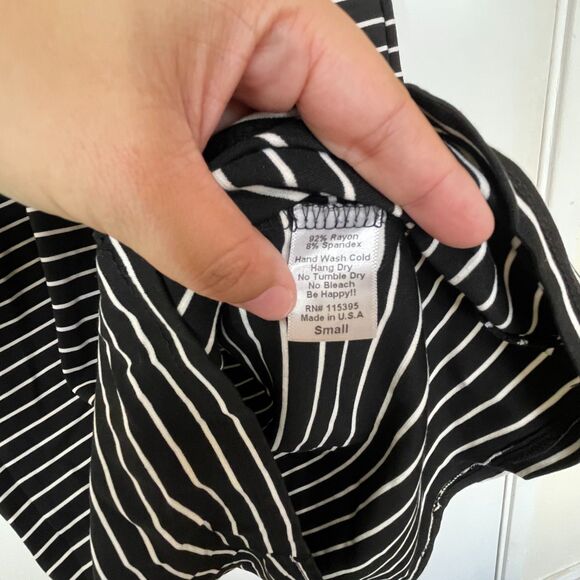 Fighting Eel White and Black Striped Dress with Pockets Size SMALL - Picture 5 of 8